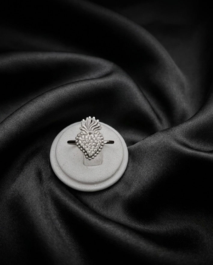 Anello cuore sacro